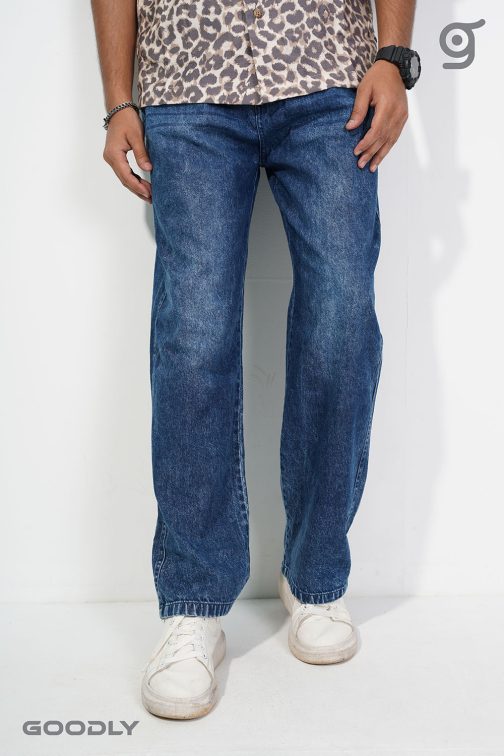 Classic Wide-Leg Relaxed Fit Jeans - Image 3