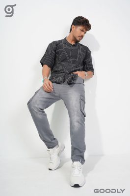 Modern Fit Stitch Cargo Jeans