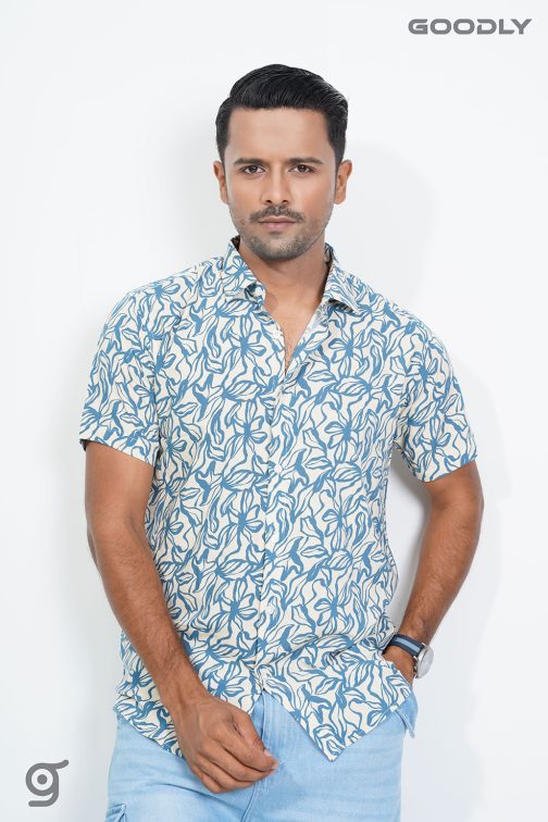 Cool Prints, Casual Comfort: Men's Short-Sleeve Shirts - Image 3