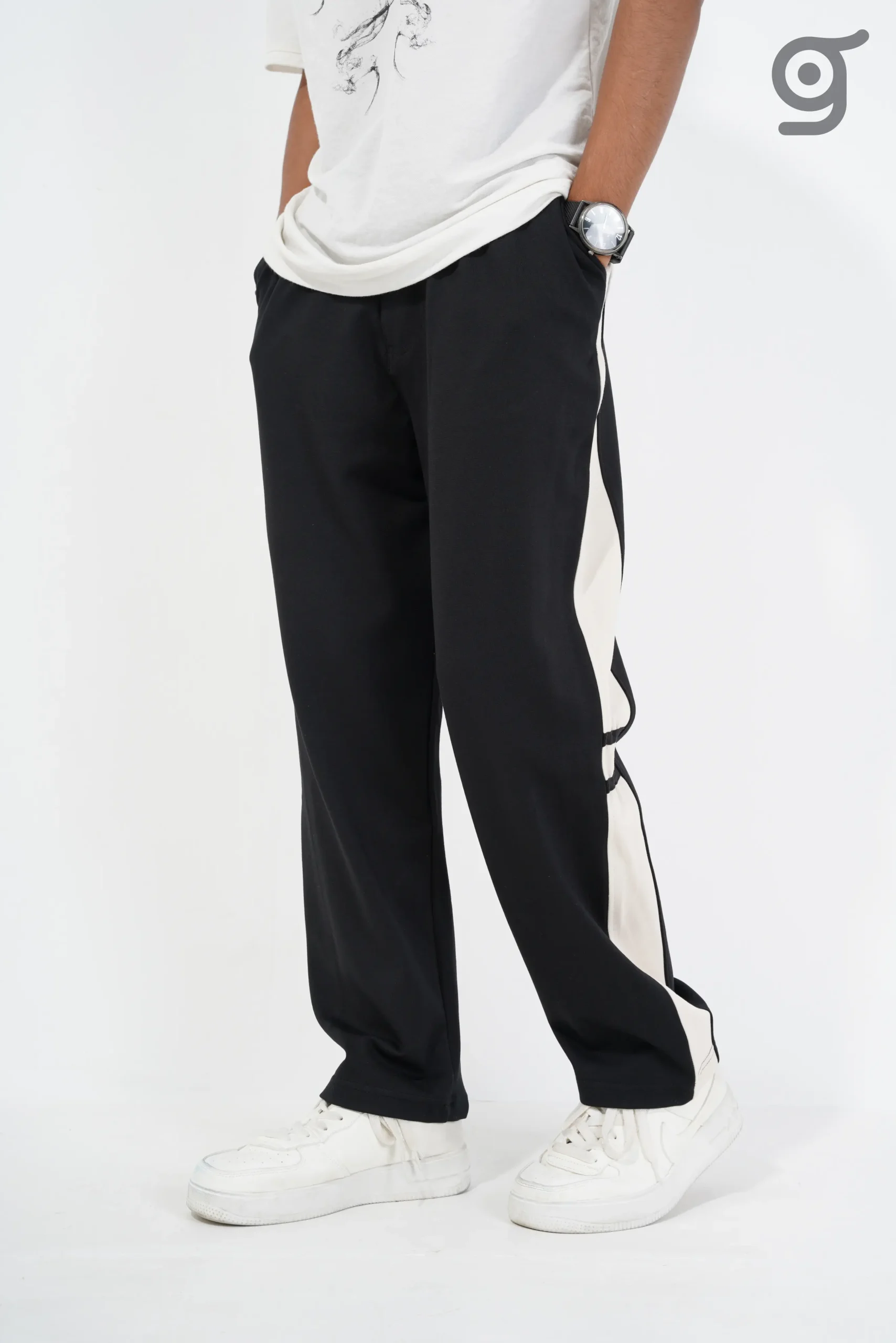 Oversized Contrast Panel Baggy Pants - Image 2