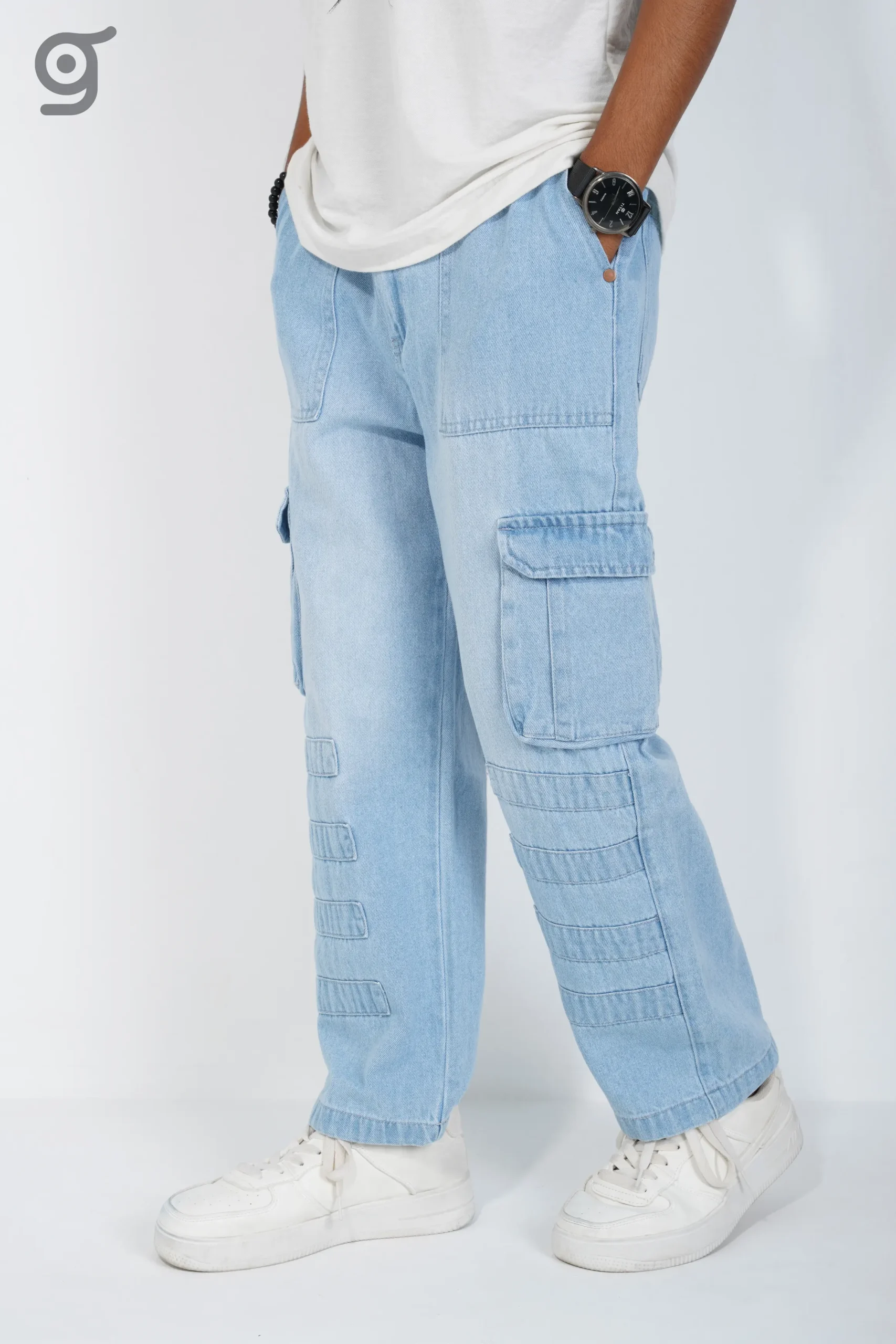 NextGen Utility Cargo Jeans – Streetwear Edition