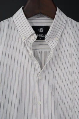Casual to Formal Stripe Shirt Designed for All-Day Wear