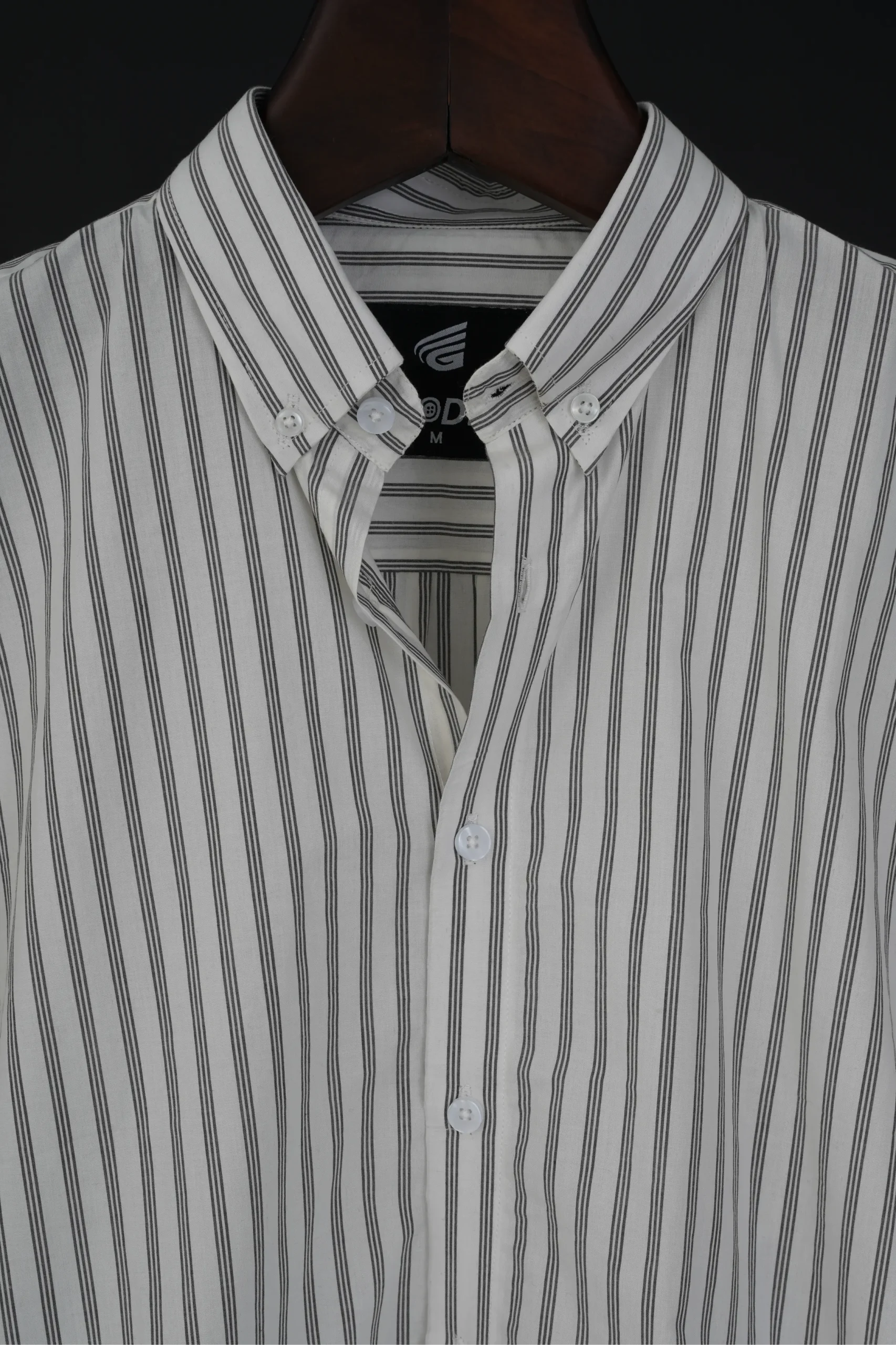 Casual to Formal Stripe Shirt Designed for All-Day Wear - Image 5