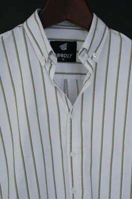 Casual to Formal Stripe Shirt Designed for All-Day Wear