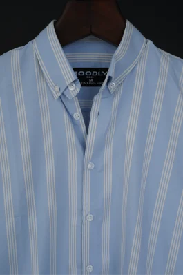 Casual to Formal Stripe Shirt Designed for All-Day Wear