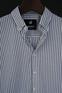 Casual to Formal Stripe Shirt Designed for All-Day Wear